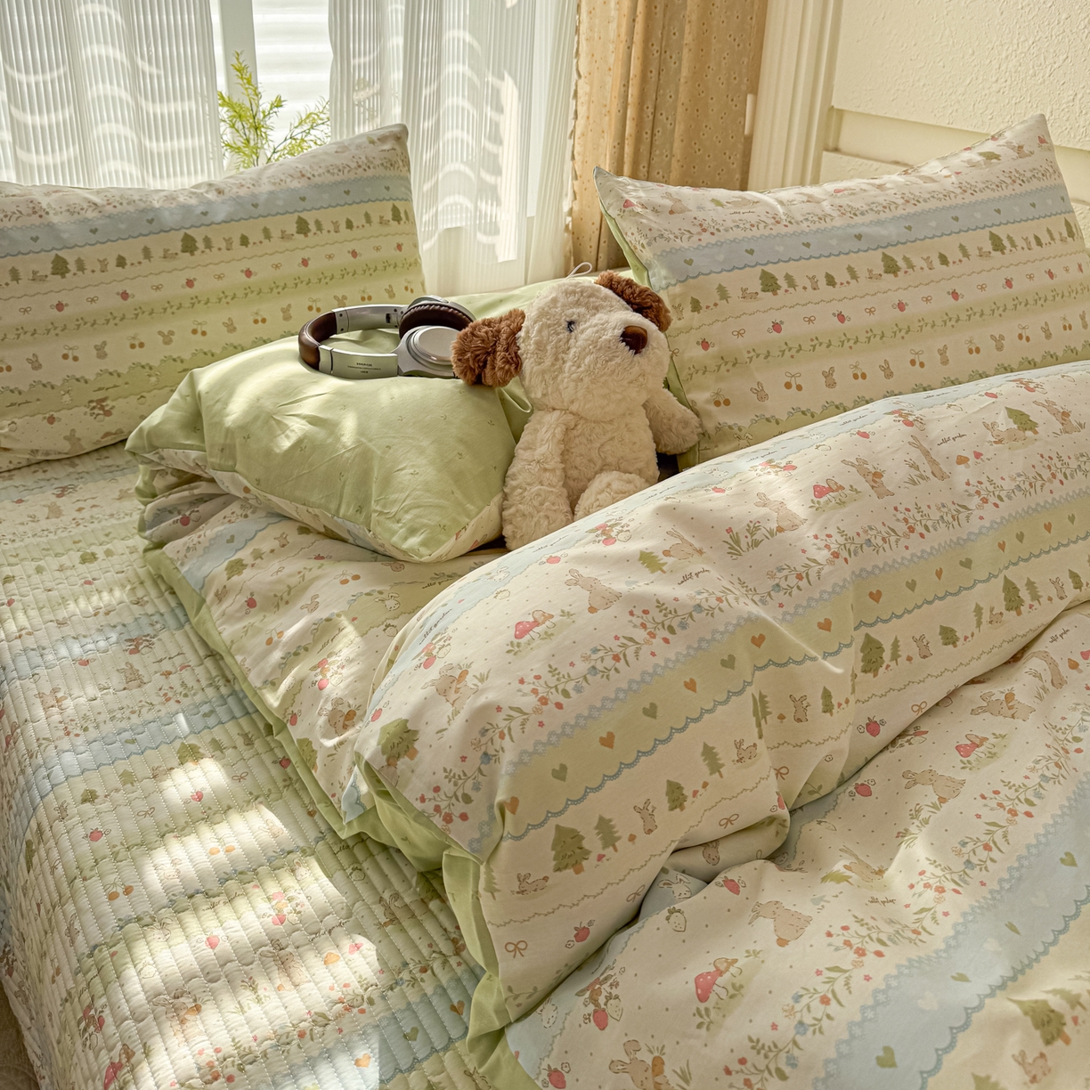 91家纺网 家纺一手货源 找家纺 KA家纺 2026春夏新款全棉床盖款卡通印花四件套 田园小兔