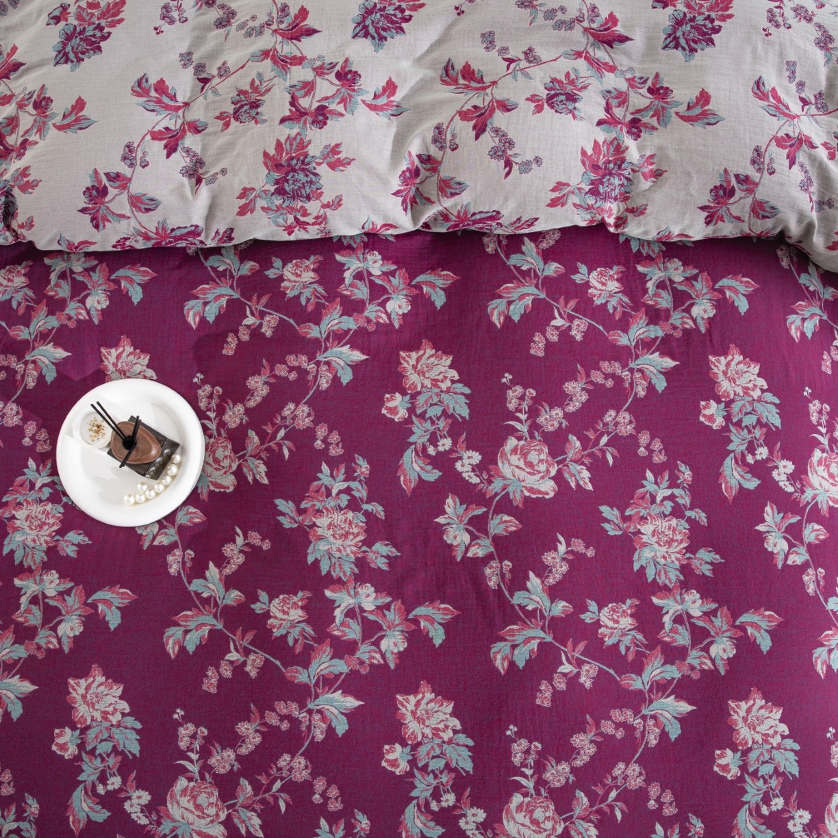 91家纺网 家纺一手货源 找家纺 （总）双层纱家居 2026新款浓清爱意全棉纯棉色织提花纽扣款四件套