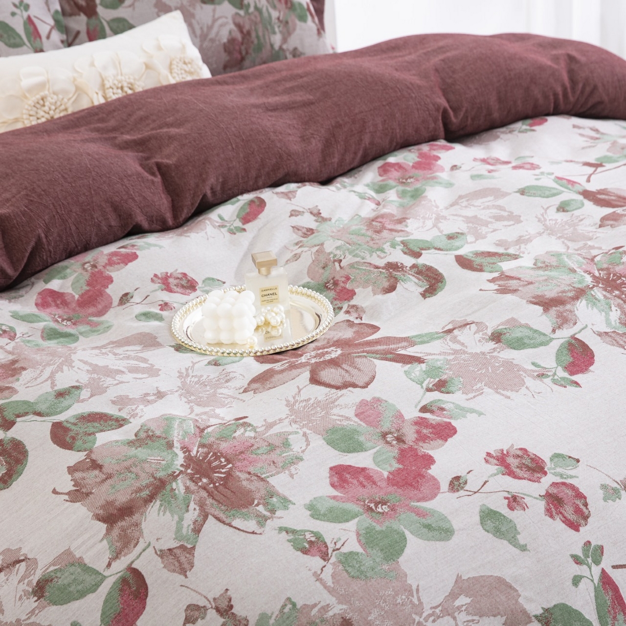 91家纺网 家纺一手货源 找家纺 （总）双层纱家居 2026新款念奴娇全棉纯棉色织提花纽扣款四件套