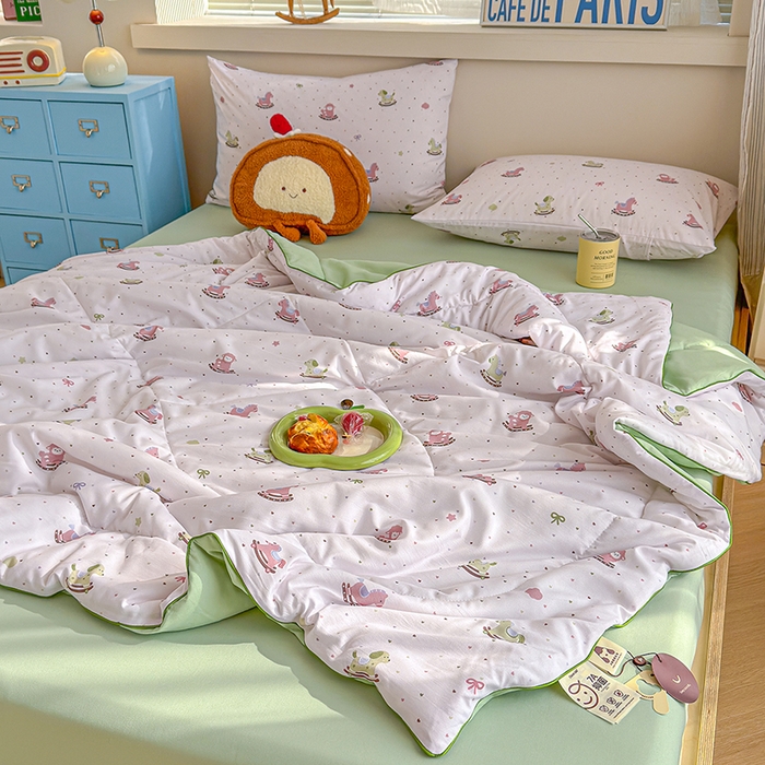 91家纺网 家纺一手货源 找家纺 老帅的工厂店 2026新款A类水洗皱皱纱7A抑菌夏被夏凉被空调被 木马小趣