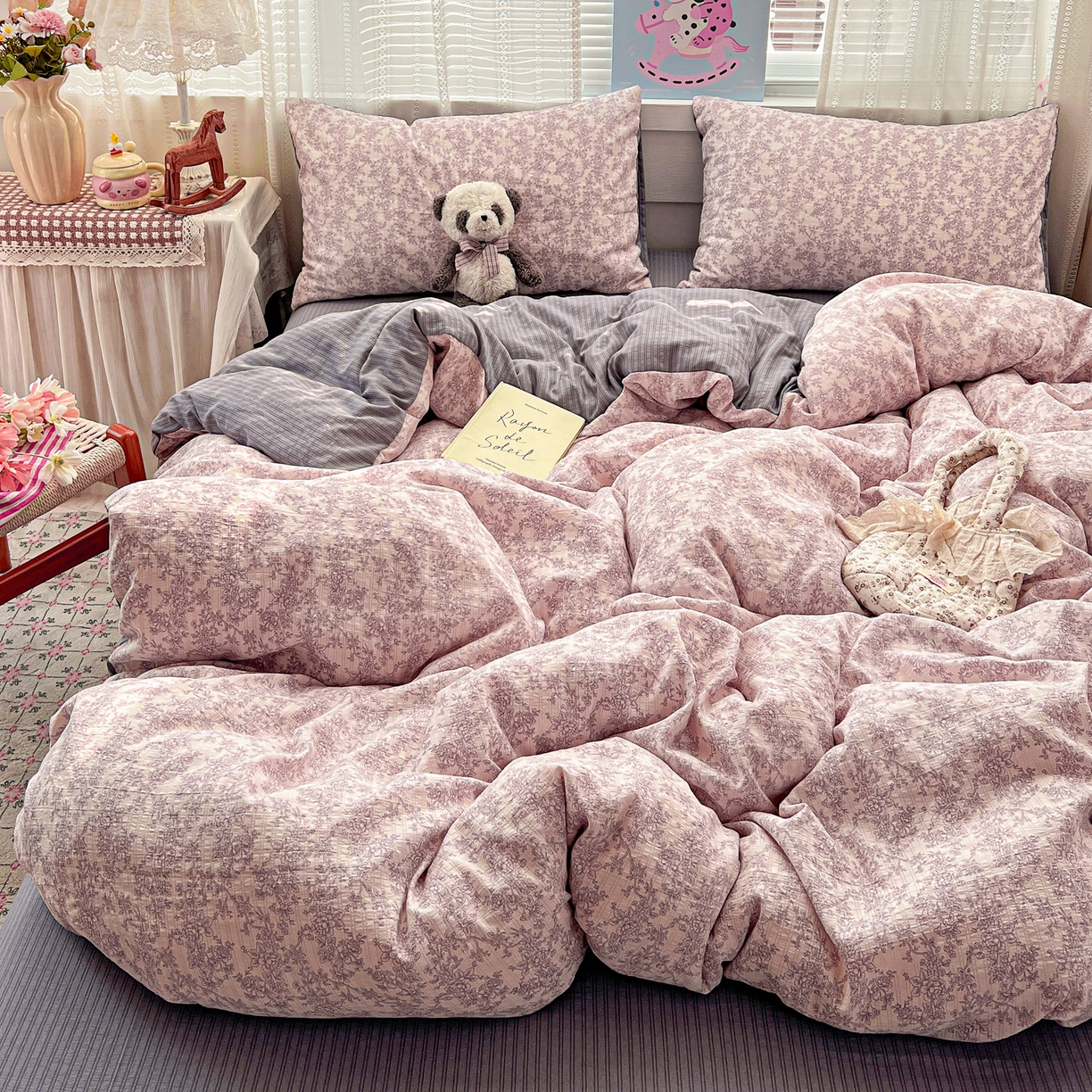 91家纺网 家纺一手货源 找家纺 王朝国际 2026新款A类彩竺棉印花四件套 紫丁香