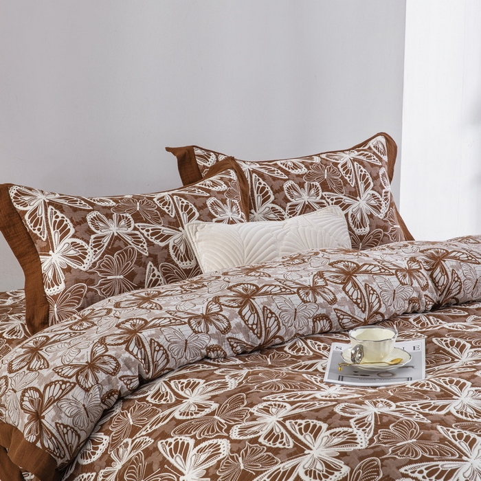 91家纺网 家纺一手货源 找家纺 双层纱家居 2026新款梦蝶三层纱床盖飞边款四件套 梦蝶-咖色