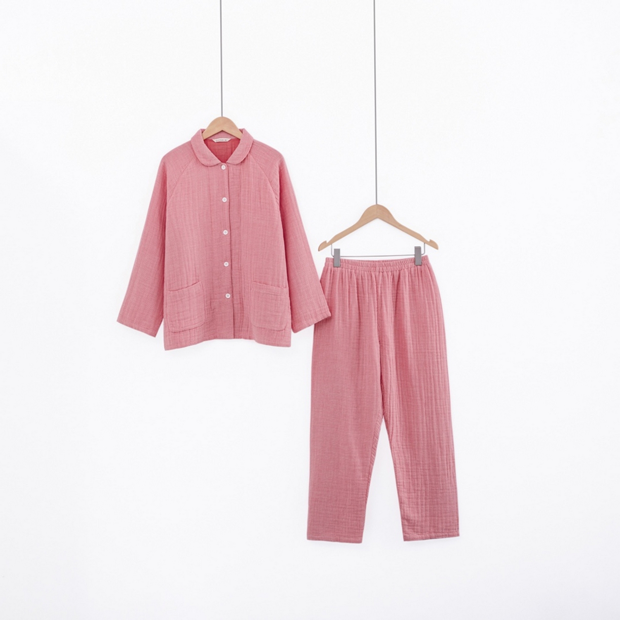 91家纺网 家纺一手货源 找家纺 双层纱家居 2026新款全棉色织精梳赛罗精密纺糖果四层纱睡衣 女款-西瓜红