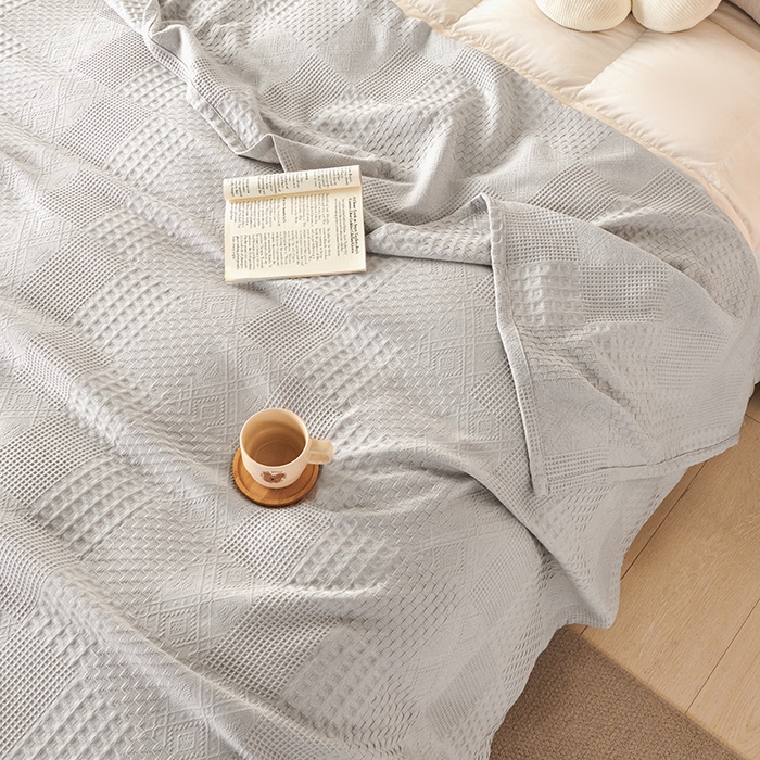 91家纺网 家纺一手货源 找家纺 悦然毛巾被 2026新款华夫格全棉纱布毛巾被夏凉被空调被 静居织语浅灰
