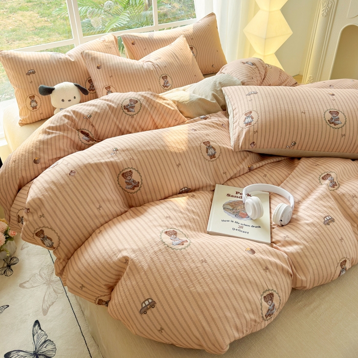 91家纺网 家纺一手货源 找家纺 王朝国际 2026新款时尚印花棉纱四件套 蕾丝小熊