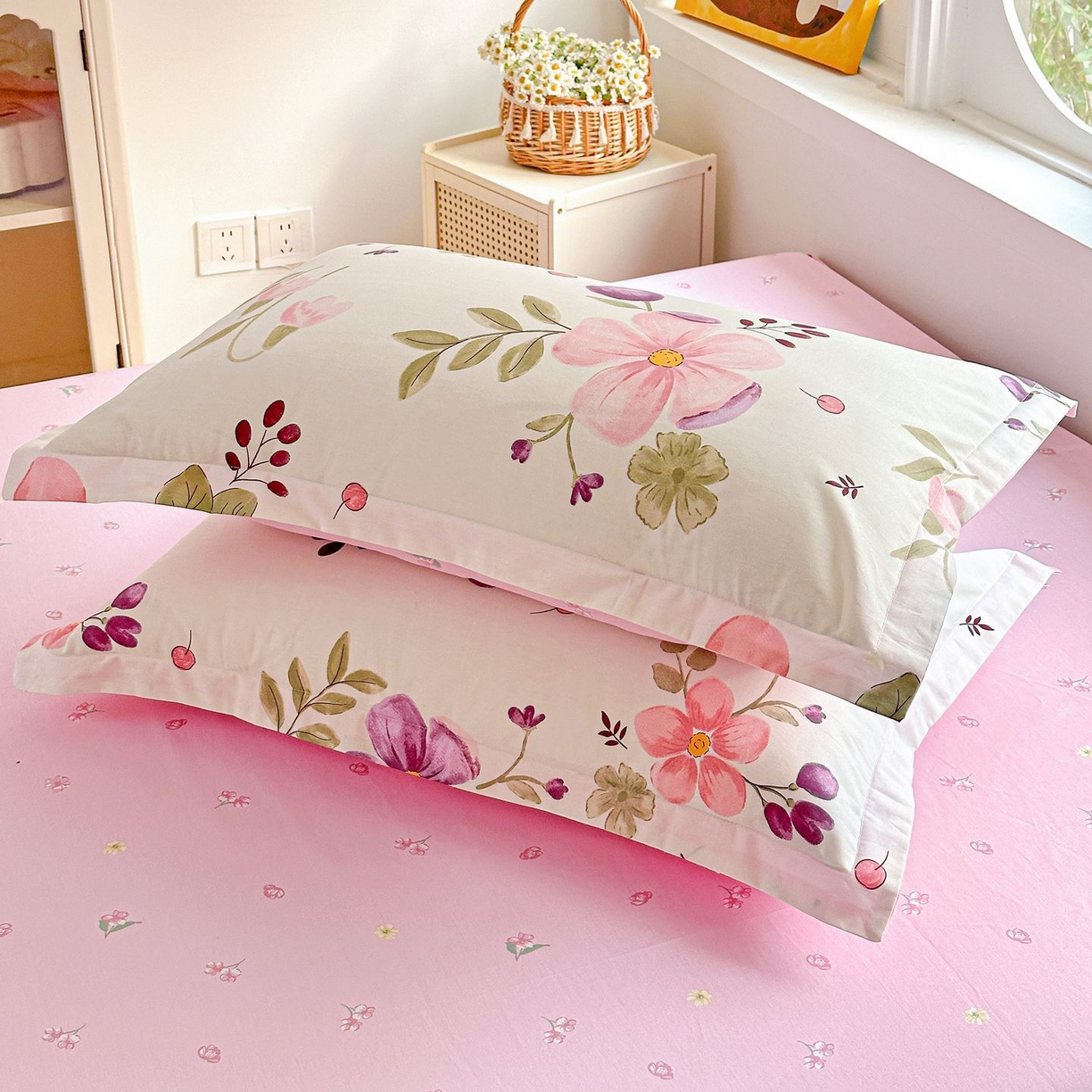 91家纺网 家纺一手货源 找家纺 恩泽家纺 2026新款13372ins全棉印花四件套单品系列-单枕套 淡香春意