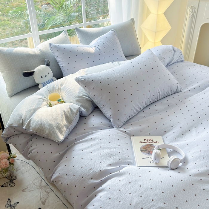 91家纺网 家纺一手货源 找家纺 王朝国际 2026新款时尚印花棉纱四件套 波点