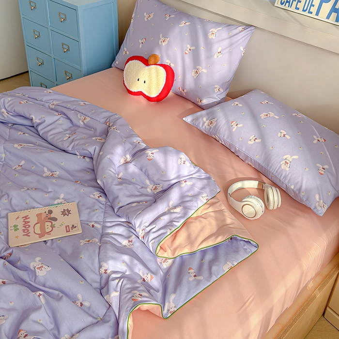 91家纺网 家纺一手货源 找家纺 老帅的工厂店 2026新款A类水洗皱皱纱7A抑菌夏被夏凉被空调被 云间兔花