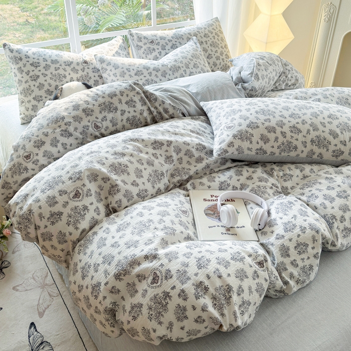 王朝国际 2026新款时尚印花棉纱四件套 花蝶