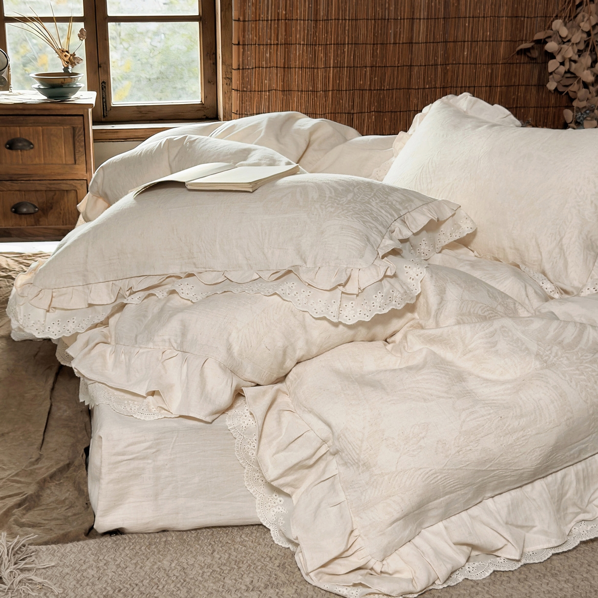 91家纺网 家纺一手货源 找家纺 澳萝拉 2026新款A类双层花边棉麻提花四件套 仲夏叶