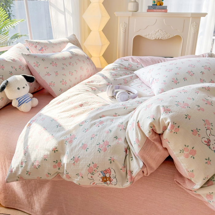 91家纺网 家纺一手货源 找家纺 王朝国际 2026新款时尚印花棉纱四件套 花小兔