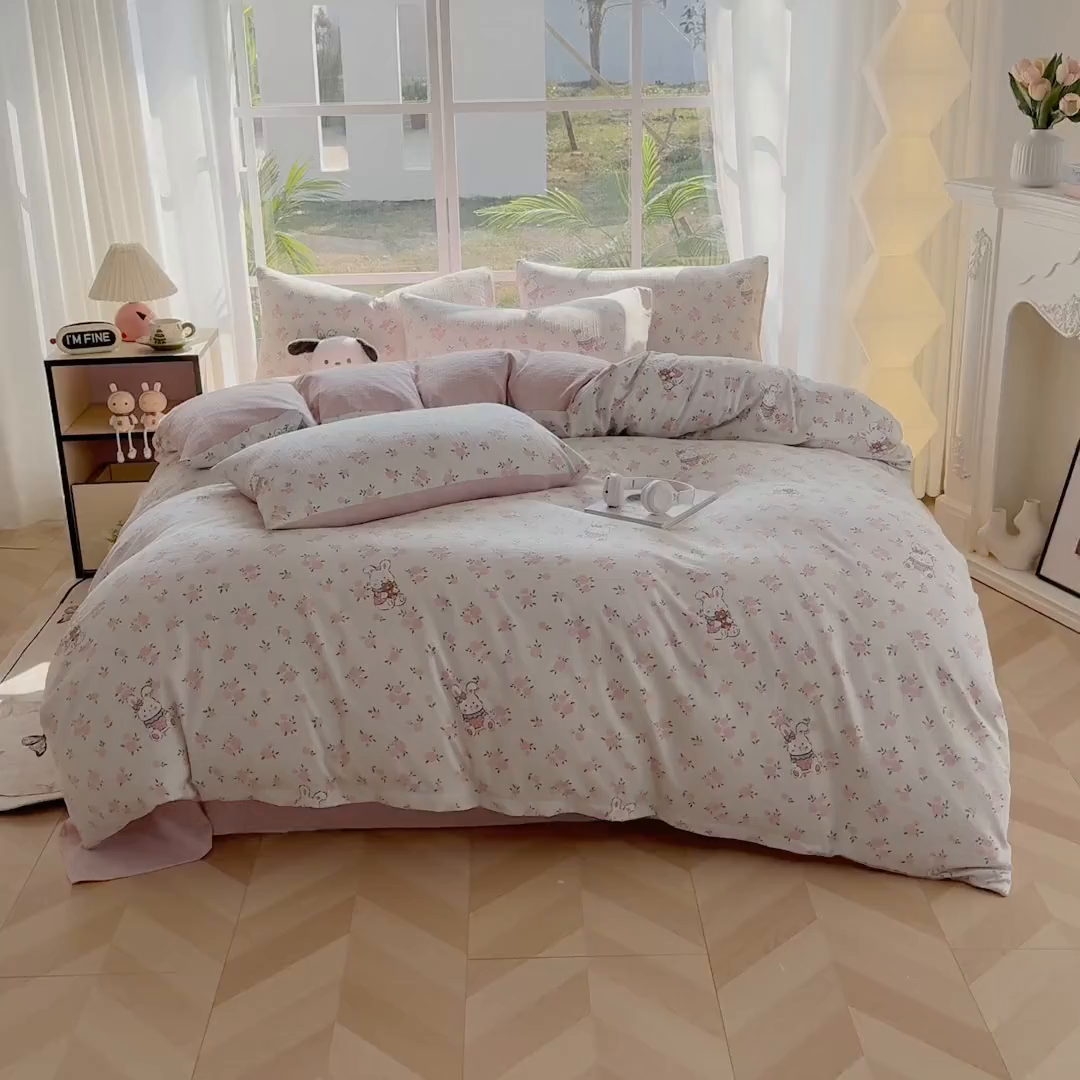 91家纺网 家纺一手货源 找家纺 王朝国际 2026新款时尚印花棉纱四件套 花小兔