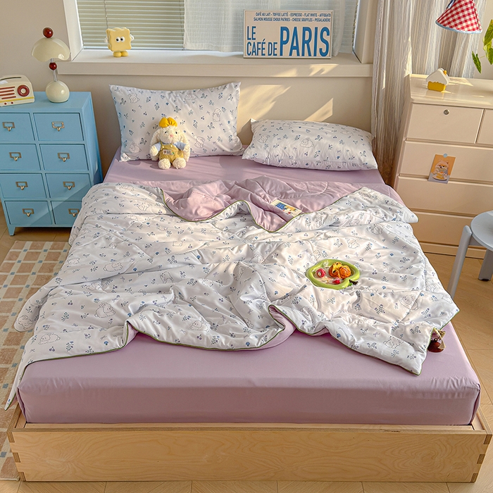 91家纺网 家纺一手货源 找家纺 老帅的工厂店 2026新款A类水洗皱皱纱7A抑菌夏被夏凉被空调被 紫花兔