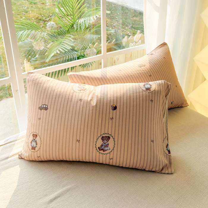 91家纺网 家纺一手货源 找家纺 王朝国际 2026新款时尚印花棉纱四件套 蕾丝小熊