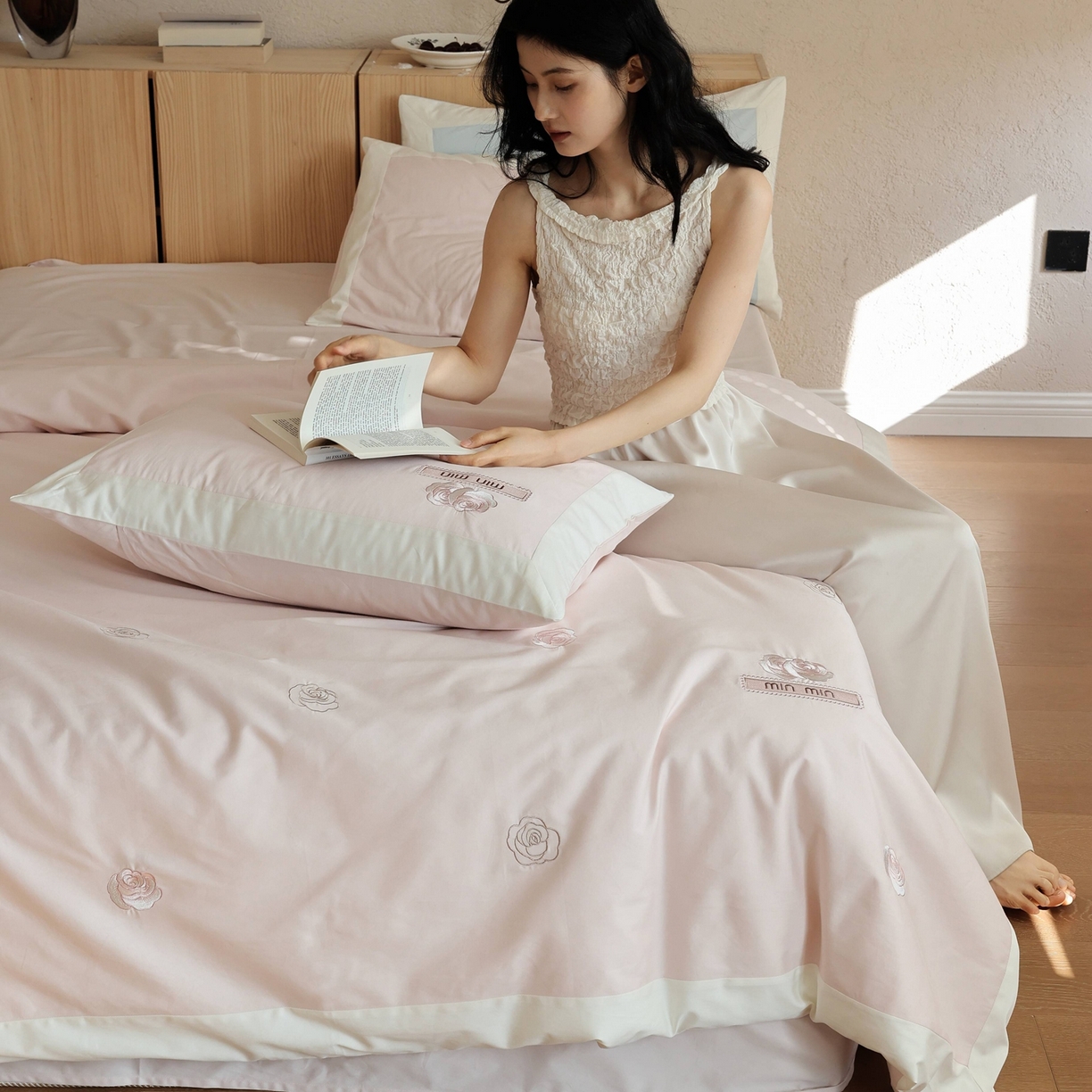 初拾 2026春夏新款贡缎全棉纯棉少女风四件套-玫瑰小香（会员减20 控价： 日常券后不低于398元） 玫瑰小香-邂逅粉