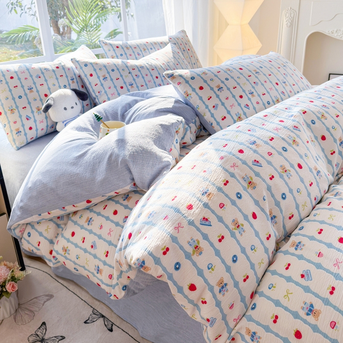 91家纺网 家纺一手货源 找家纺 王朝国际 2026新款时尚印花棉纱四件套 小熊派对