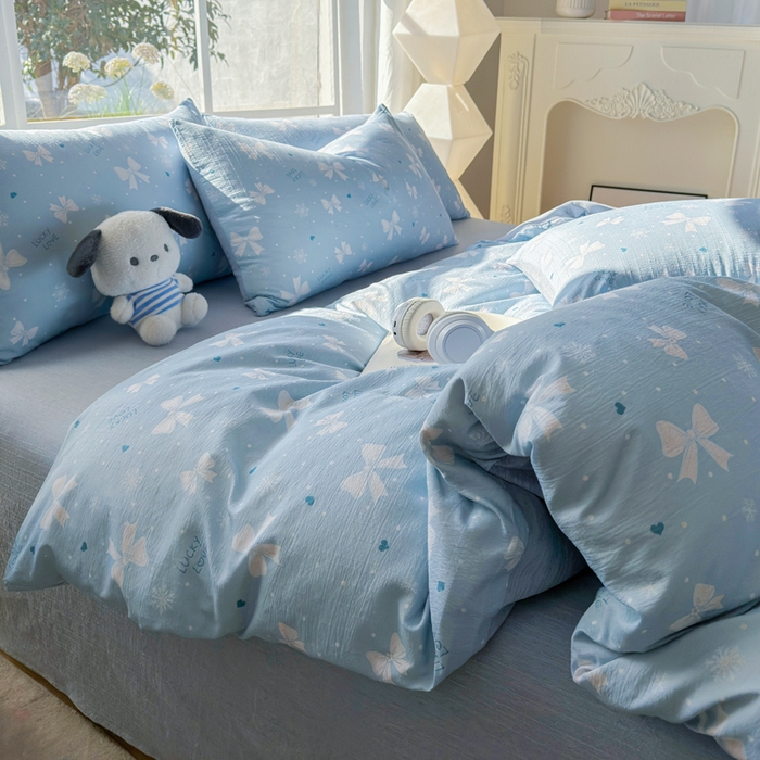 91家纺网 家纺一手货源 找家纺 王朝国际 2026新款时尚印花棉纱四件套 月光蝶