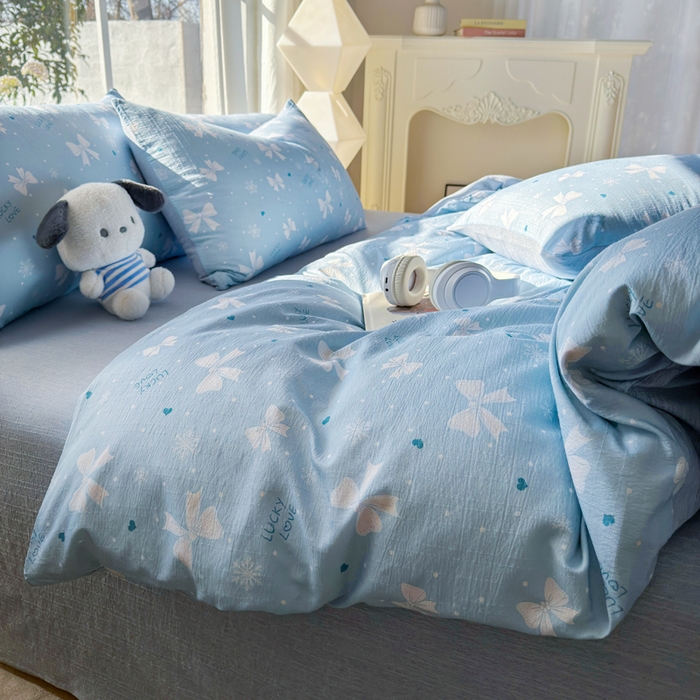 91家纺网 家纺一手货源 找家纺 王朝国际 2026新款时尚印花棉纱四件套 月光蝶