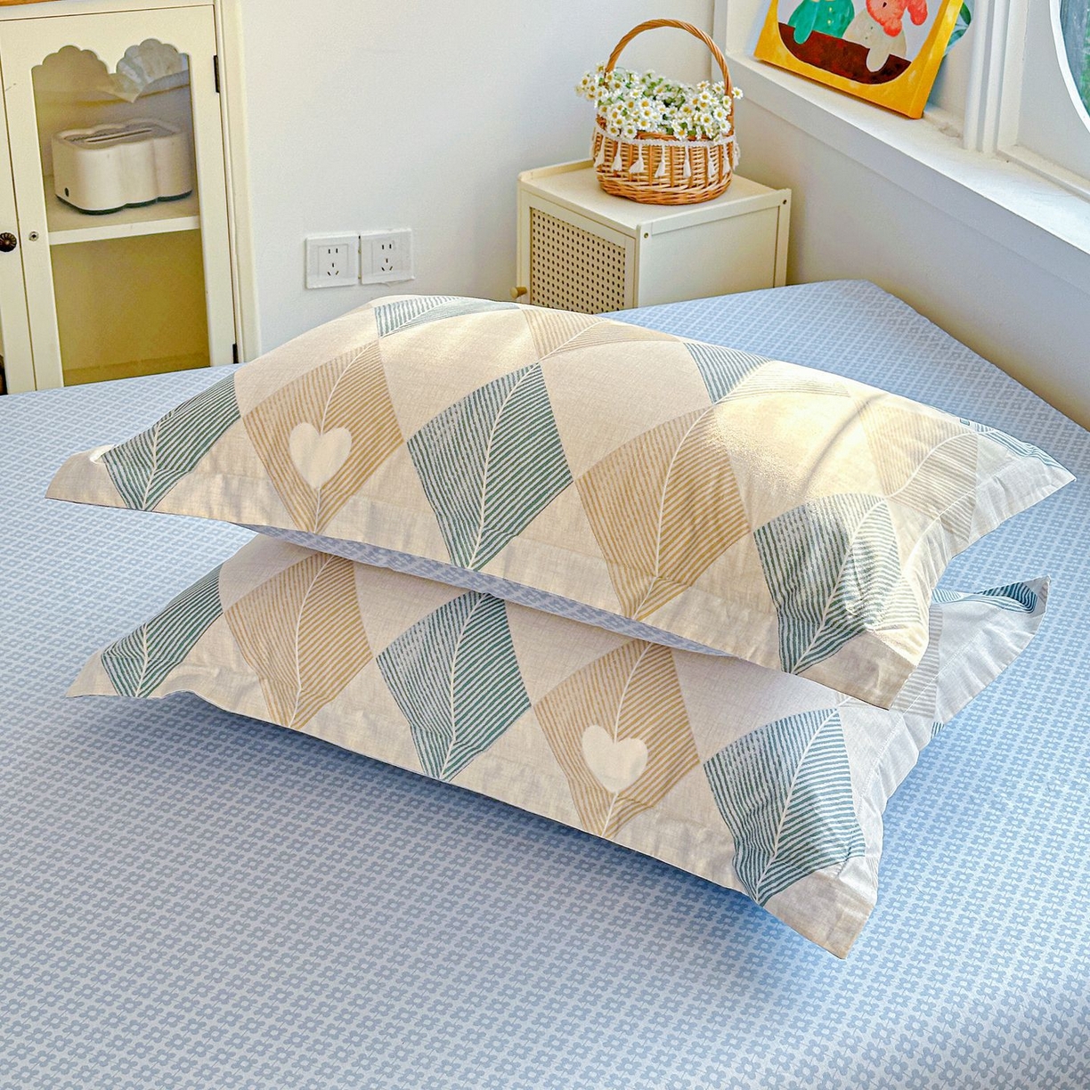 91家纺网 家纺一手货源 找家纺 恩泽家纺 2026新款13372ins全棉印花四件套单品系列-单枕套 菱形世界