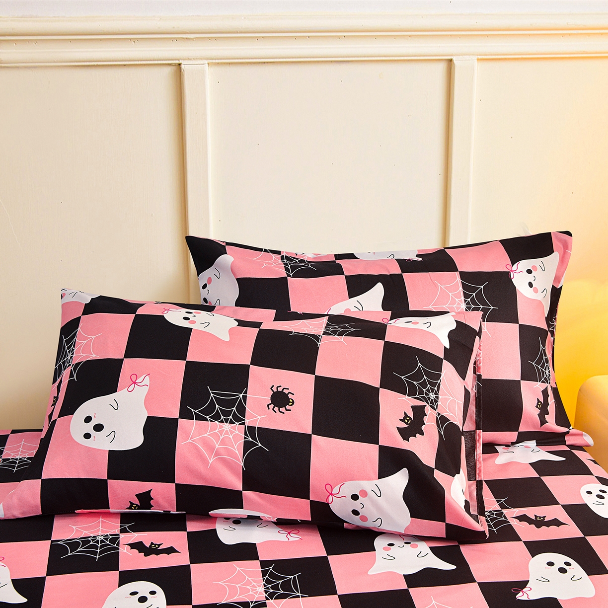 91家纺网 家纺一手货源 找家纺 柏钧家纺 2026新款万圣节元素85g芦荟棉外贸尺寸可定制单品床笠跨境直播床笠三件套 万圣节幽灵