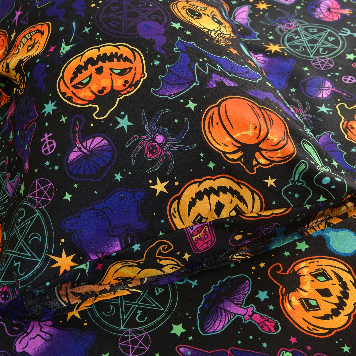 91家纺网 家纺一手货源 找家纺 柏钧家纺 2026新款万圣节元素85g芦荟棉外贸尺寸可定制单品床笠跨境直播床笠三件套 万圣节南瓜