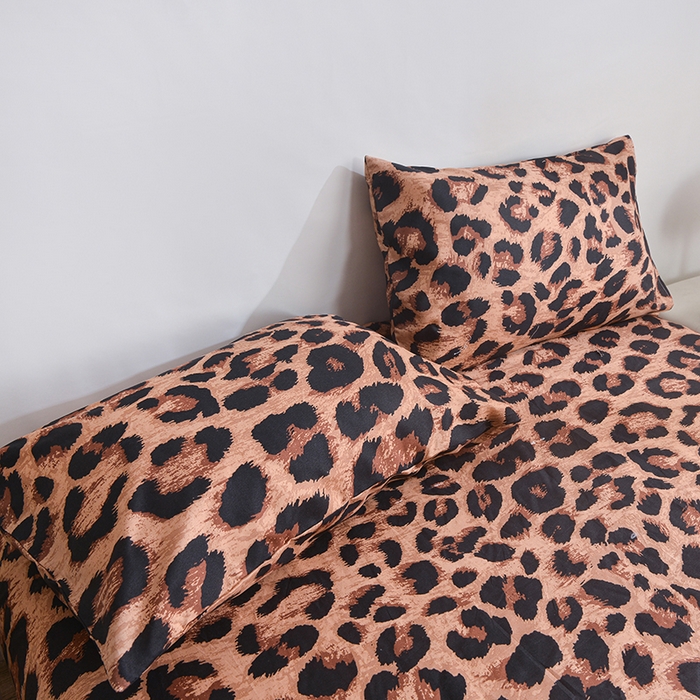 91家纺网 家纺一手货源 找家纺 柏钧家纺 2026豹纹田园风外贸跨境电商热销款印花套件系列--单品被套被套单件 豹纹