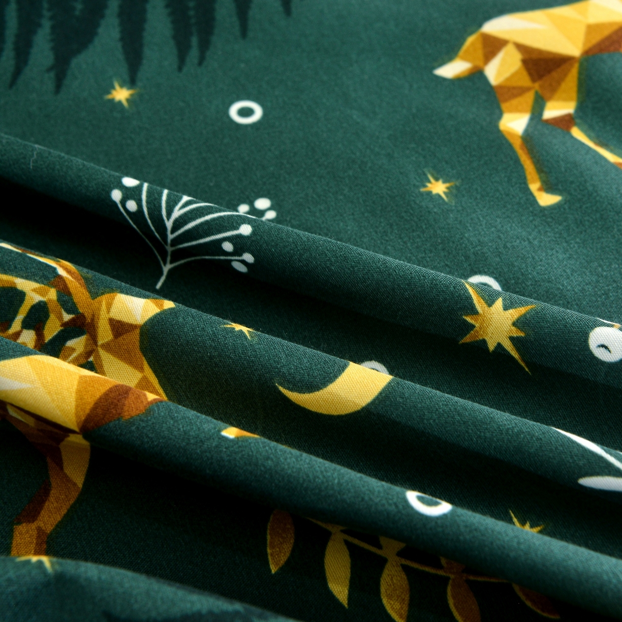 91家纺网 家纺一手货源 找家纺 柏钧家纺 2026圣诞新款专供外贸跨境电商热销款印花套件系列--单品被套被套单件 麋鹿绿