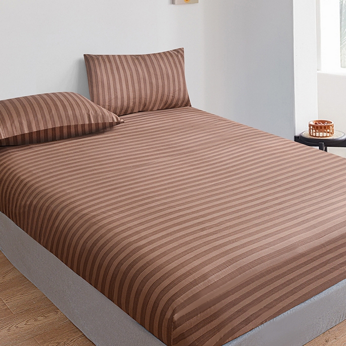 91家纺网 家纺一手货源 找家纺 柏钧家纺 2025新款跨境外贸日式无印风单层条纹单品床笠 咖