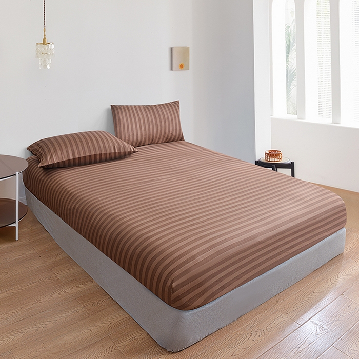 91家纺网 家纺一手货源 找家纺 柏钧家纺 2025新款跨境外贸日式无印风单层条纹单品床笠 咖