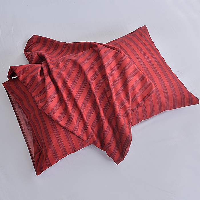 91家纺网 家纺一手货源 找家纺 柏钧家纺 2025新款跨境外贸日式无印风单层条纹单品床笠 红