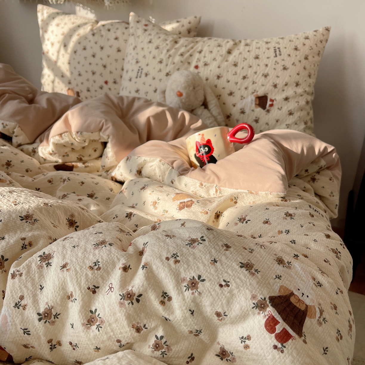 91家纺网 家纺一手货源 找家纺 沐芷 2026 高克重110g泡芙棉四件套A类床上用品被套宿舍床单三件套【提供买家秀】 咖兔花园