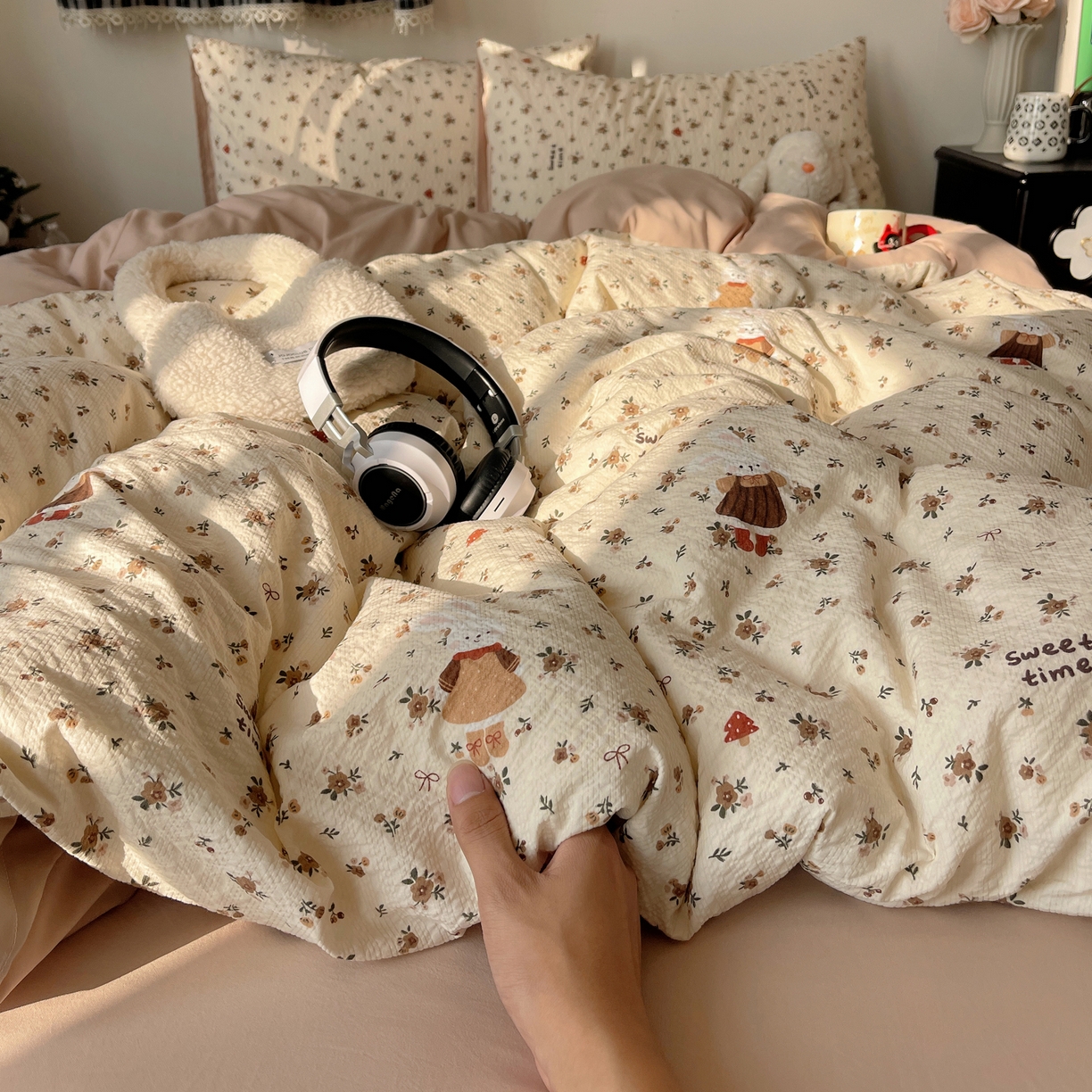 91家纺网 家纺一手货源 找家纺 沐芷 2026 高克重110g泡芙棉四件套A类床上用品被套宿舍床单三件套【提供买家秀】 咖兔花园