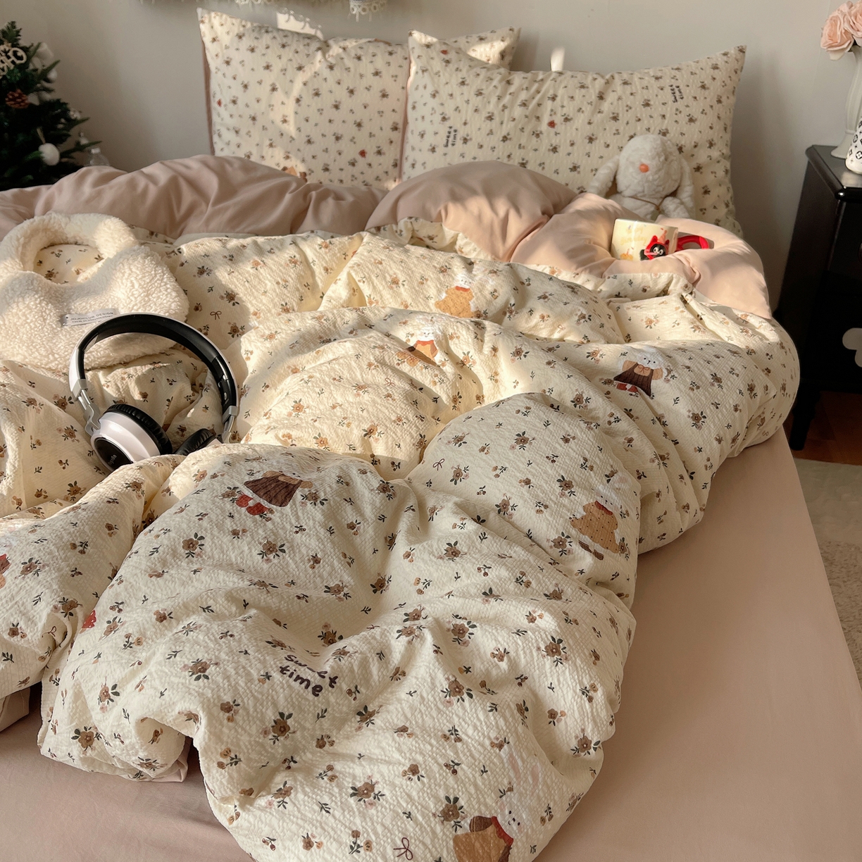 91家纺网 家纺一手货源 找家纺 沐芷 2026 高克重110g泡芙棉四件套A类床上用品被套宿舍床单三件套【提供买家秀】 咖兔花园