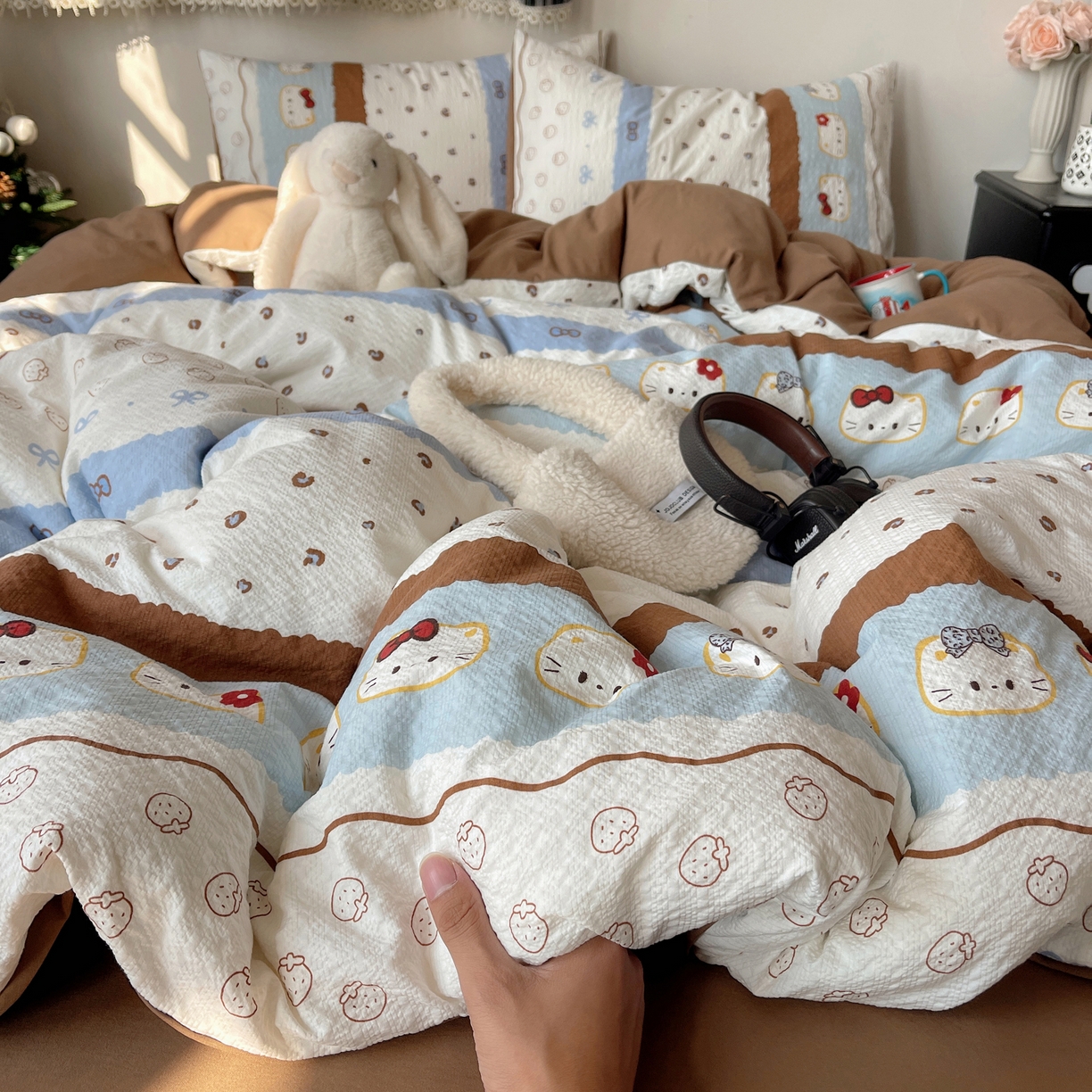 91家纺网 家纺一手货源 找家纺 沐芷 2026 高克重110g泡芙棉四件套A类床上用品被套宿舍床单三件套【提供买家秀】 可可猫条