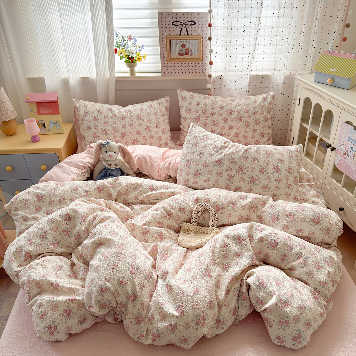 91家纺网 家纺一手货源 找家纺 （总）优承佳生活馆 2026新款卡通小清新风格高克重超柔软糯泡芙双层纱面料三件套四件套单被套系列 （提供买家秀）