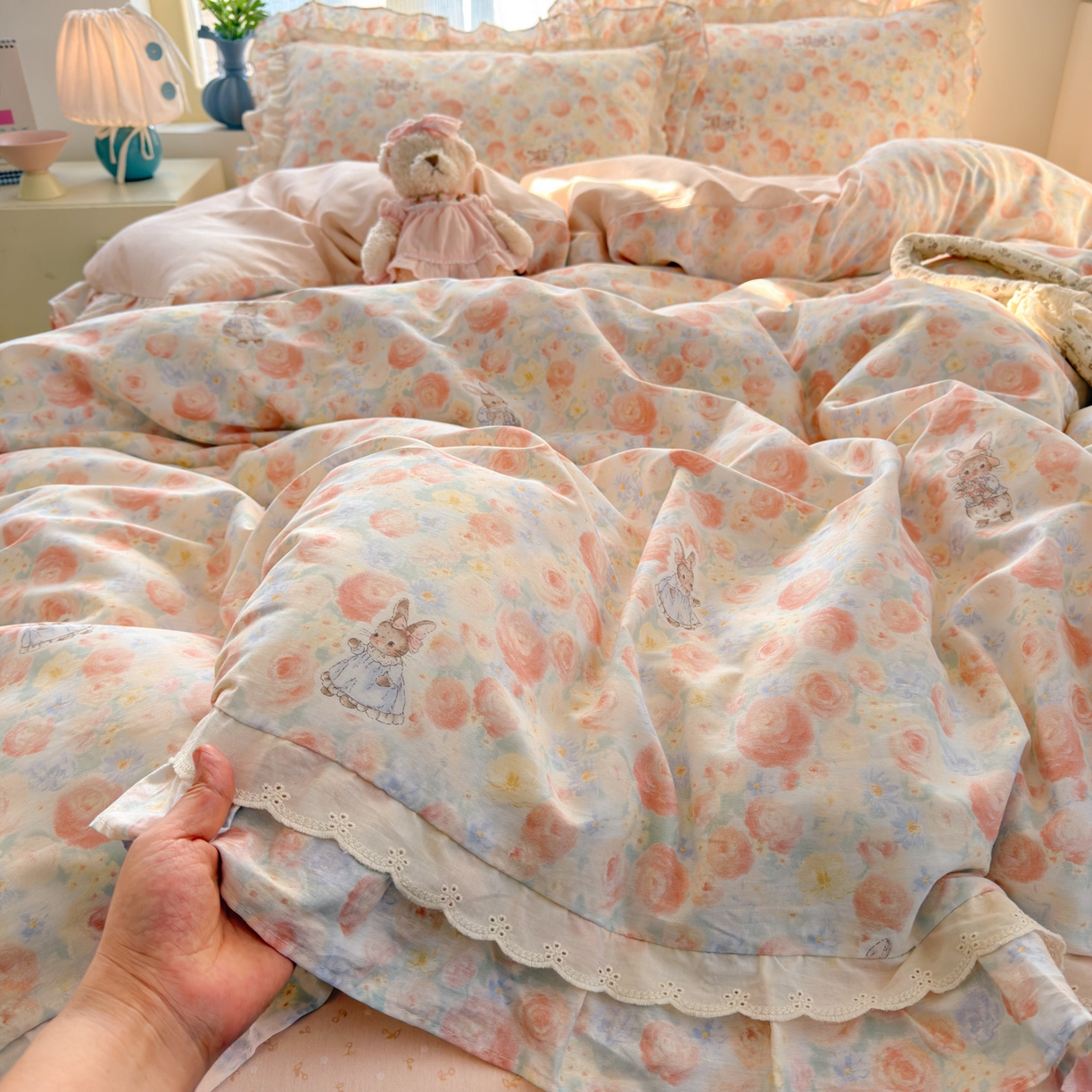 乐童家纺 2026新款纯棉双层花边小清新系列四件套 玫瑰童话兔