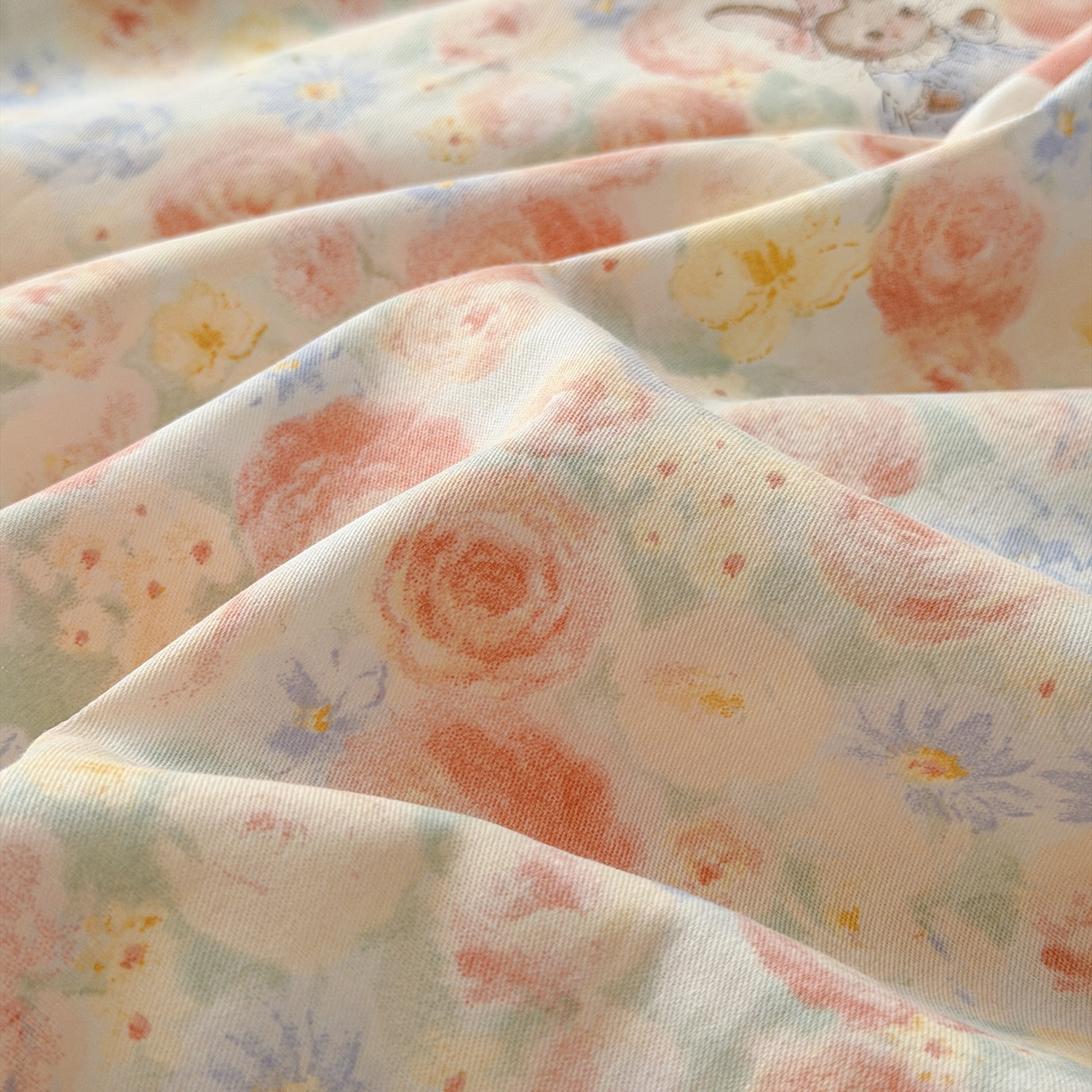 91家纺网 家纺一手货源 找家纺 乐童家纺 2026新款纯棉双层花边小清新系列四件套 玫瑰童话兔