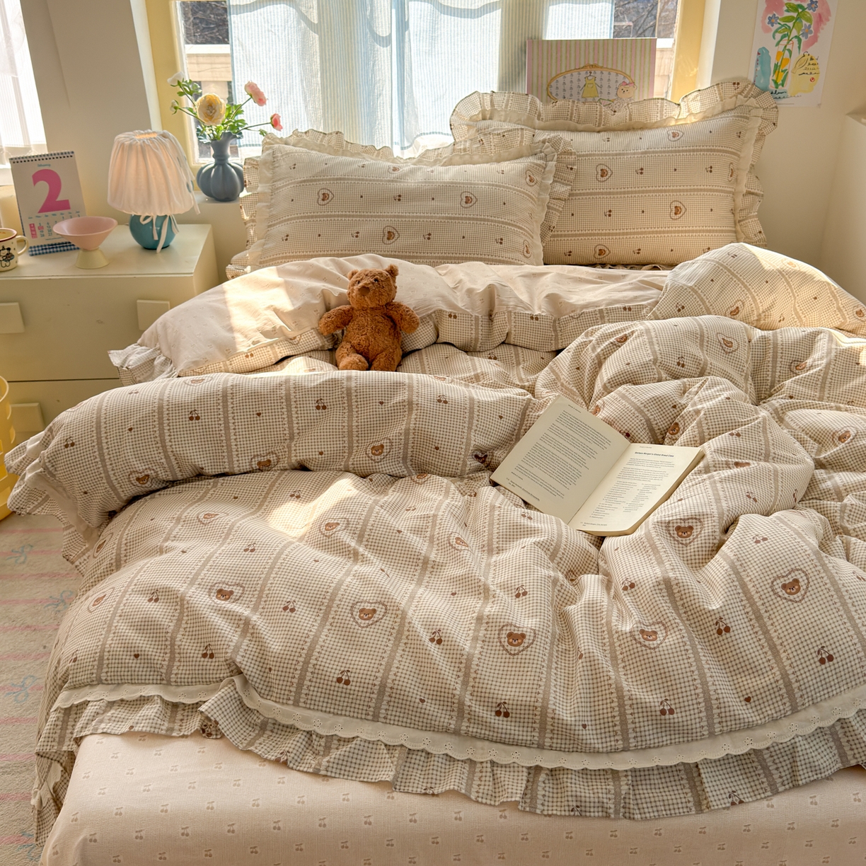 91家纺网 家纺一手货源 找家纺 乐童家纺 2026新款纯棉双层花边小清新系列四件套 熊熊相册