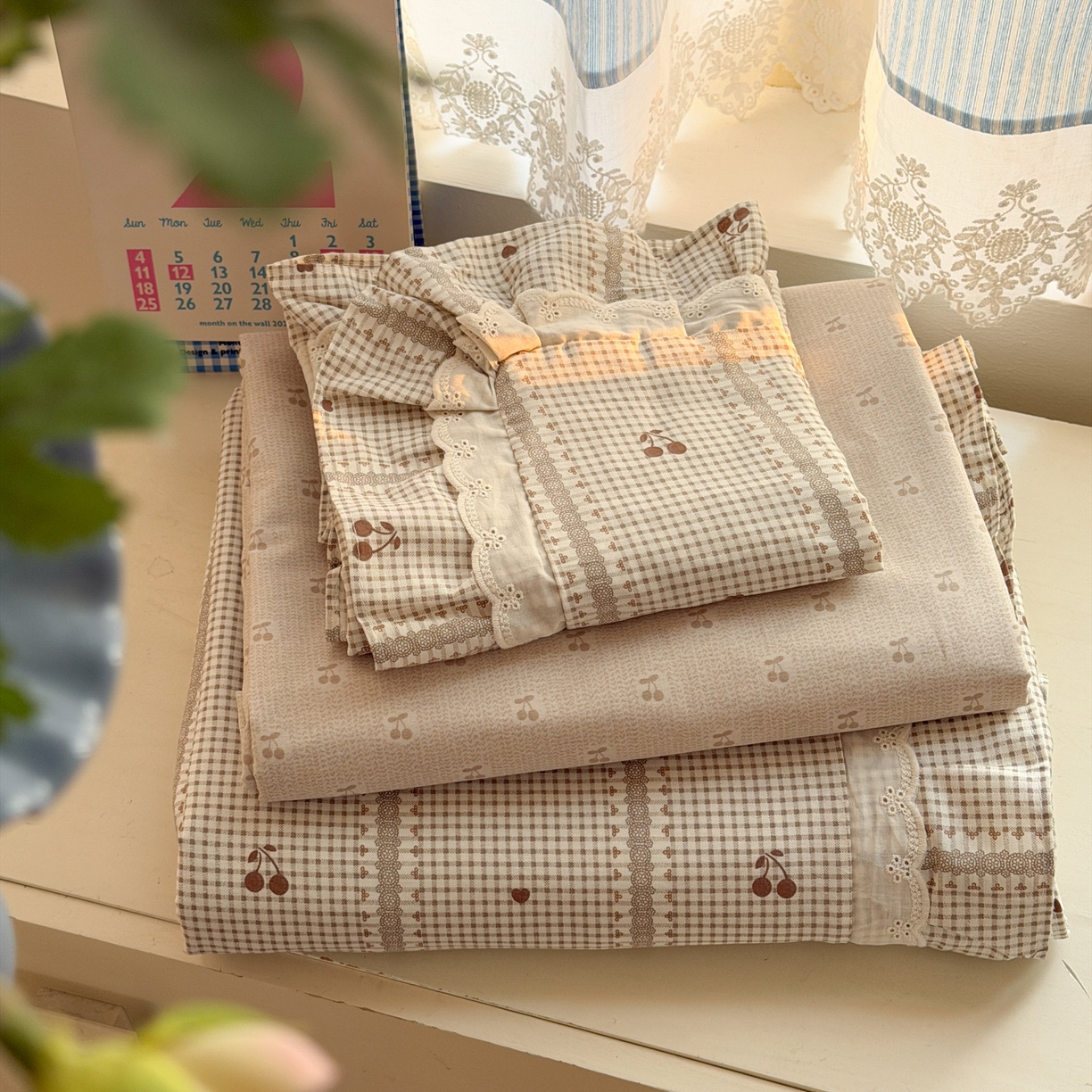 91家纺网 家纺一手货源 找家纺 乐童家纺 2026新款纯棉双层花边小清新系列四件套 熊熊相册