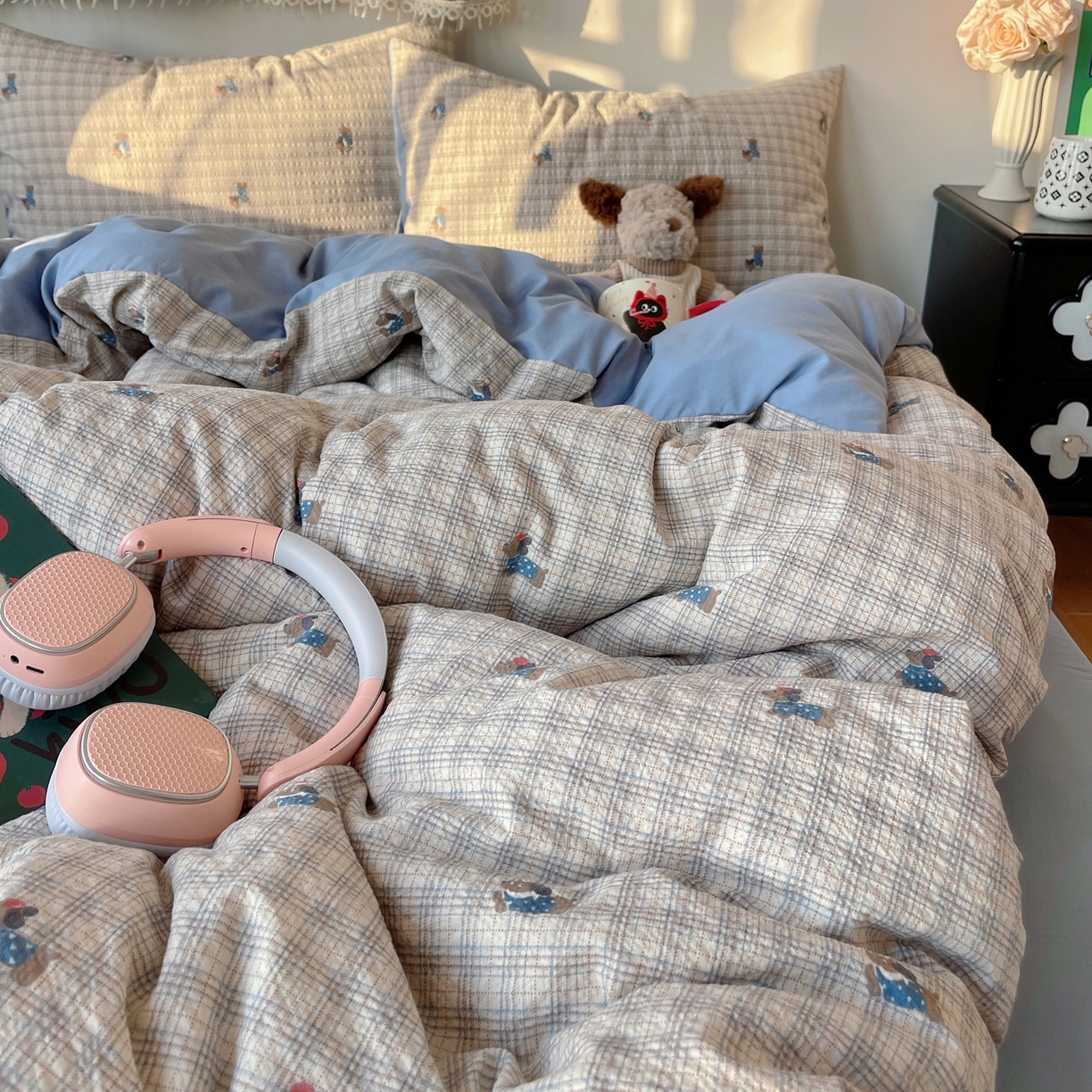 91家纺网 家纺一手货源 找家纺 沐芷 2026 高克重110g泡芙棉四件套A类床上用品被套宿舍床单三件套【提供买家秀】 别看小狗