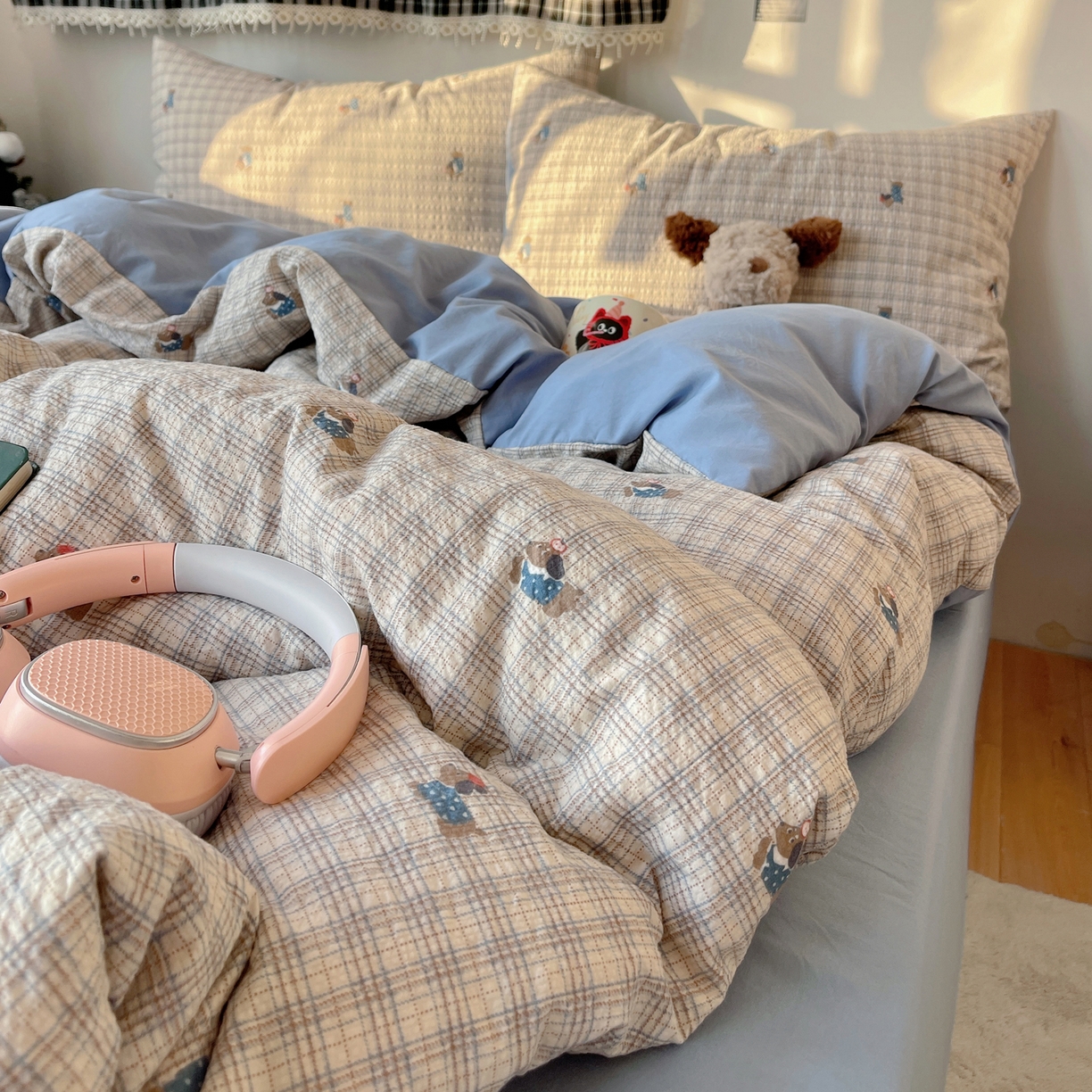 91家纺网 家纺一手货源 找家纺 沐芷 2026 高克重110g泡芙棉四件套A类床上用品被套宿舍床单三件套【提供买家秀】 别看小狗