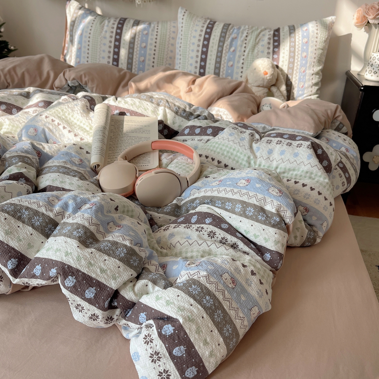 91家纺网 家纺一手货源 找家纺 沐芷 2026 高克重110g泡芙棉四件套A类床上用品被套宿舍床单三件套【提供买家秀】 猫咪集合