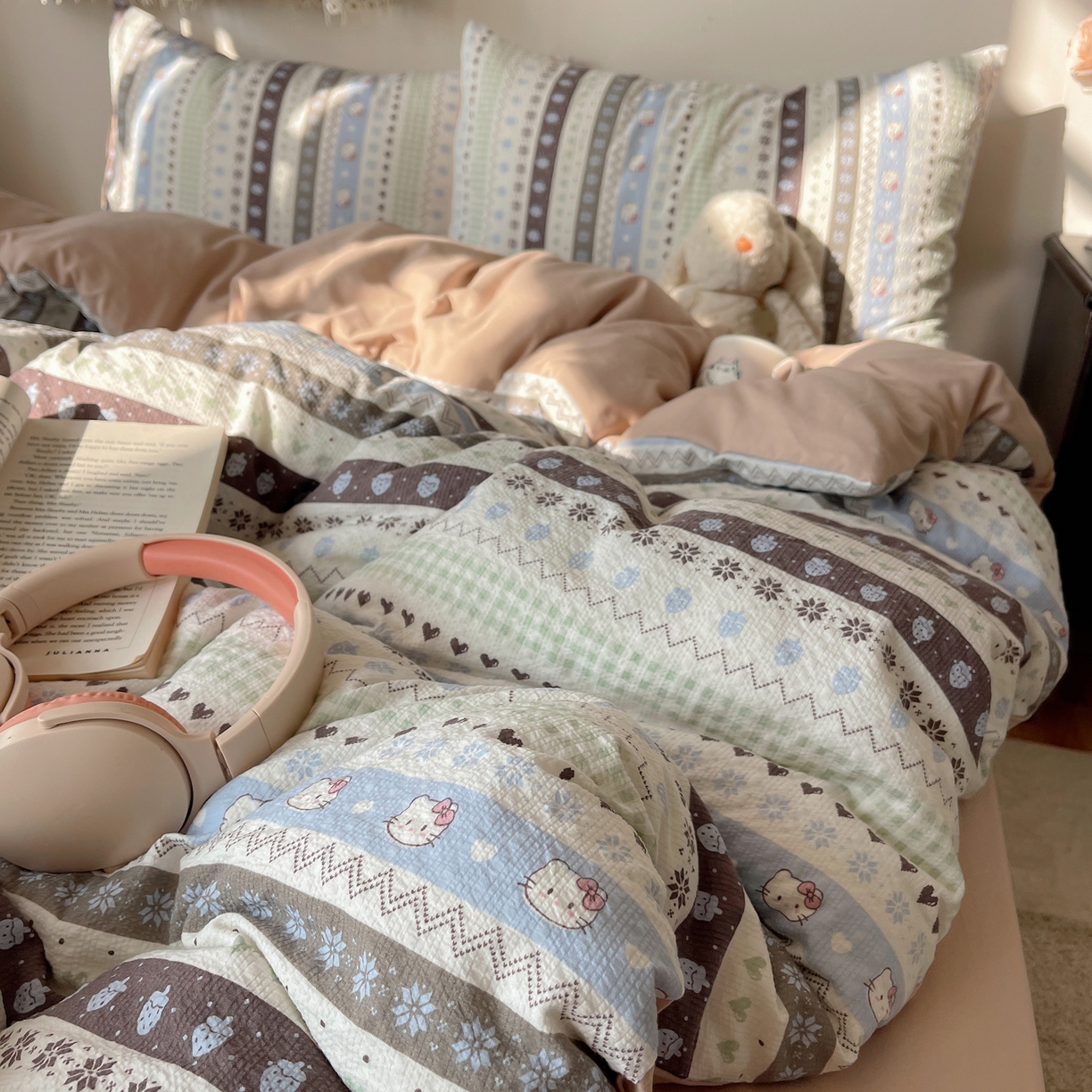 91家纺网 家纺一手货源 找家纺 沐芷 2026 高克重110g泡芙棉四件套A类床上用品被套宿舍床单三件套【提供买家秀】 猫咪集合