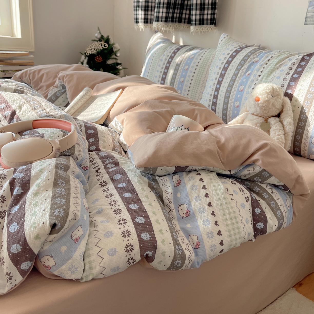 91家纺网 家纺一手货源 找家纺 沐芷 2026 高克重110g泡芙棉四件套A类床上用品被套宿舍床单三件套【提供买家秀】 猫咪集合