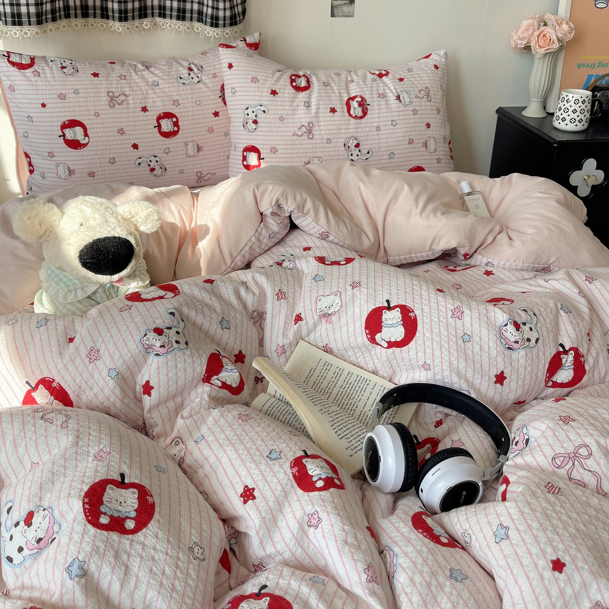 91家纺网 家纺一手货源 找家纺 沐芷 2026 高克重110g泡芙棉四件套A类床上用品被套宿舍床单三件套【提供买家秀】 苹果猫