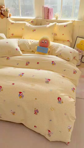 91家纺网 家纺一手货源 找家纺 简冠家纺 2026新款12868印花全棉四件套纯棉四件套 精灵王国-黄