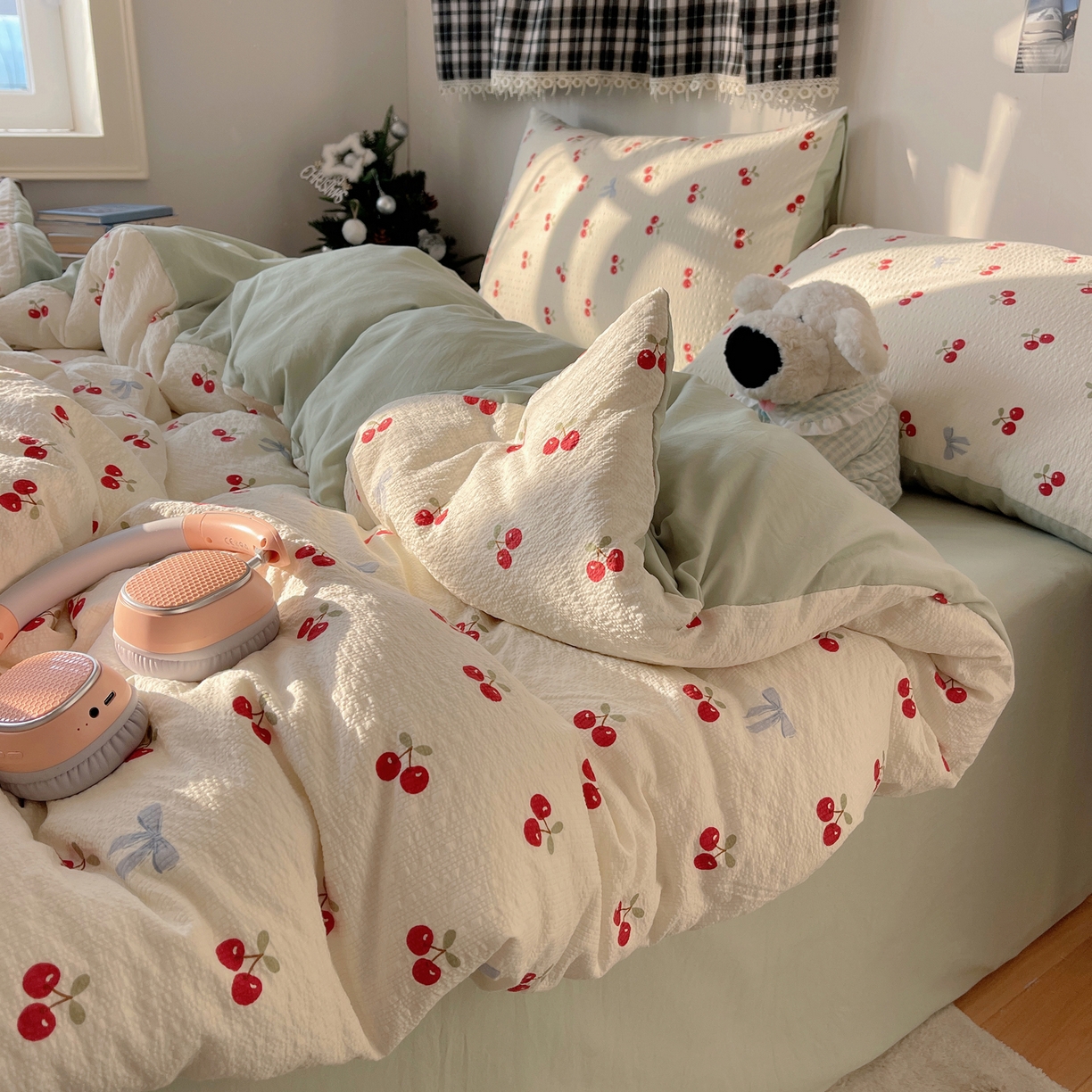 91家纺网 家纺一手货源 找家纺 沐芷 2026 高克重110g泡芙棉四件套A类床上用品被套宿舍床单三件套【提供买家秀】 樱桃笔记