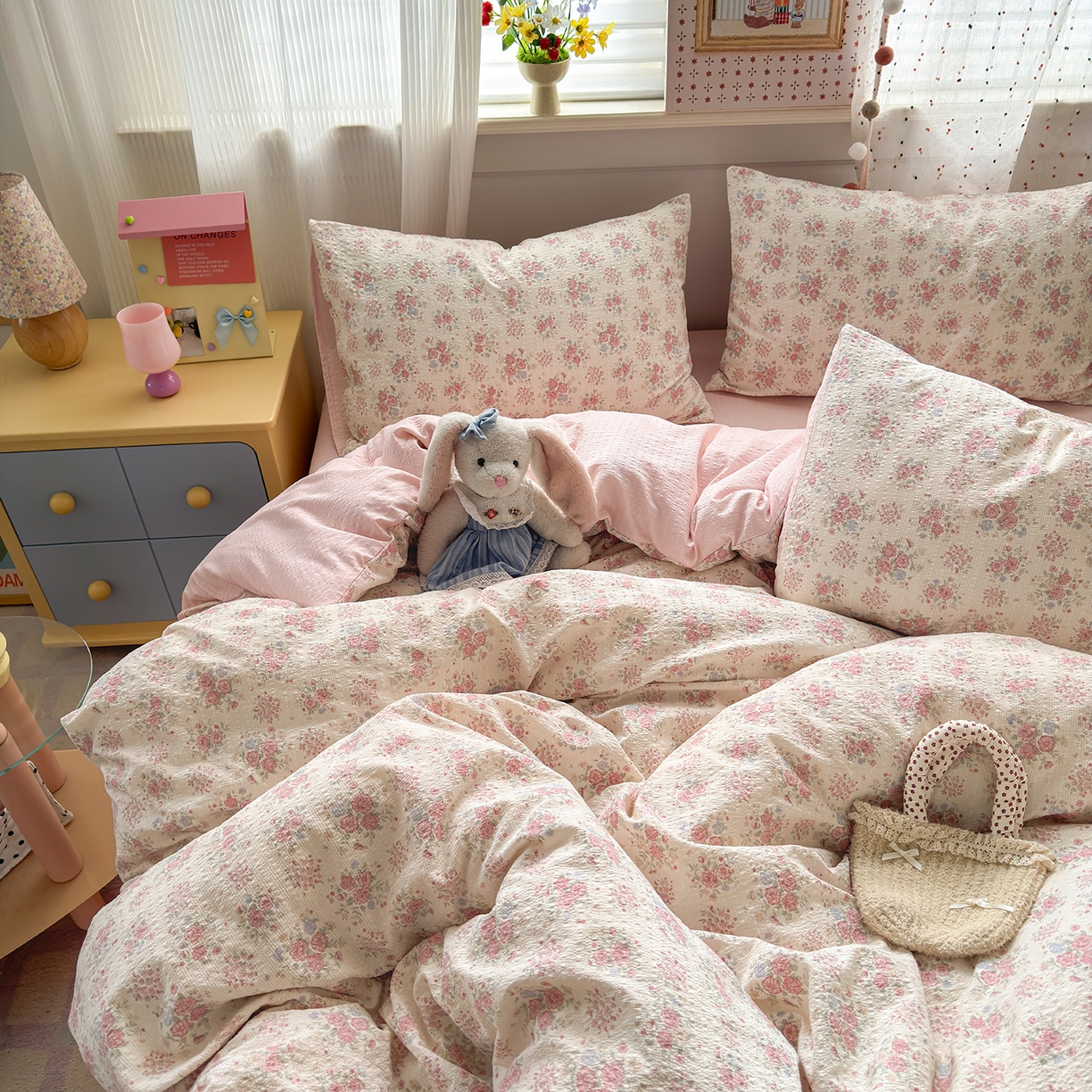 91家纺网 家纺一手货源 找家纺 优承佳生活馆 2026新款卡通小清新风格高克重超柔软糯泡芙双层纱面料三件套四件套单被套系列 （提供买家秀） 满满