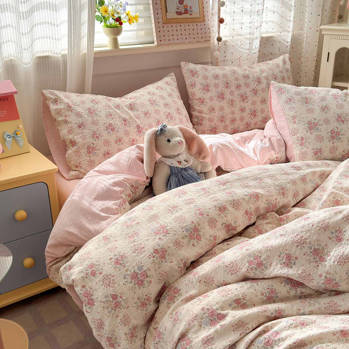 91家纺网 家纺一手货源 找家纺 优承佳生活馆 2026新款卡通小清新风格高克重超柔软糯泡芙双层纱面料三件套四件套单被套系列 （提供买家秀） 满满