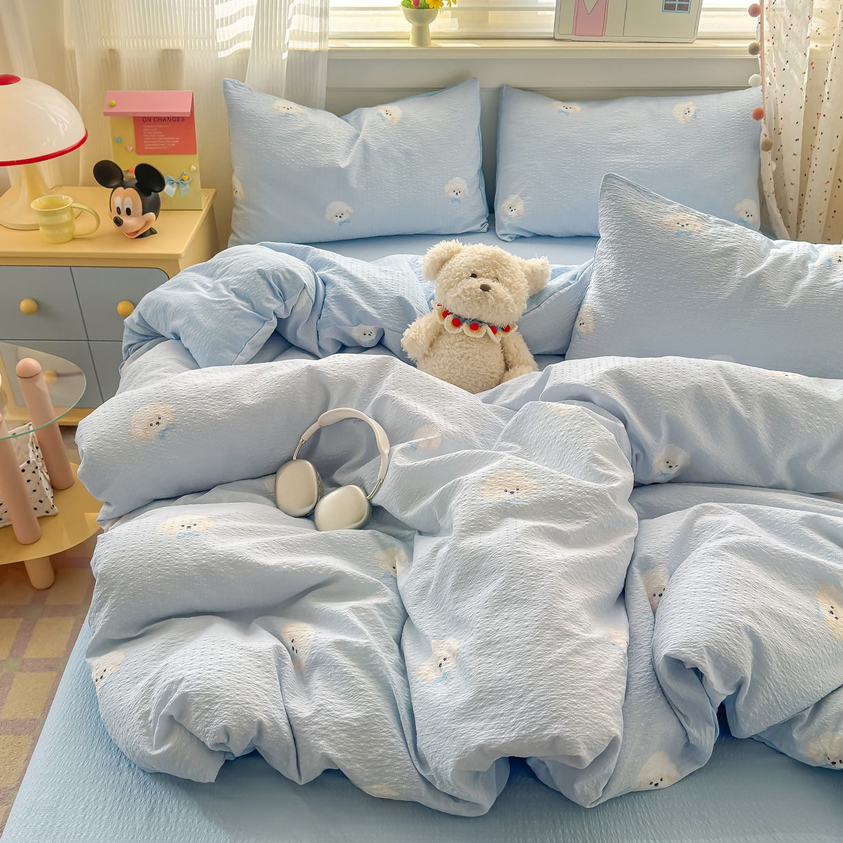 91家纺网 家纺一手货源 找家纺 优承佳生活馆 2026新款卡通小清新风格高克重超柔软糯泡芙双层纱面料三件套四件套单被套系列 （提供买家秀） 萌萌狗